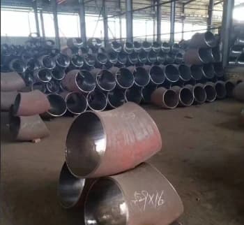 1020MM ব্যাসের কার্বন স্টিল এলবো প্যাকেজিং এবং ভিয়েতনামে প্রেরণ করা হচ্ছে।